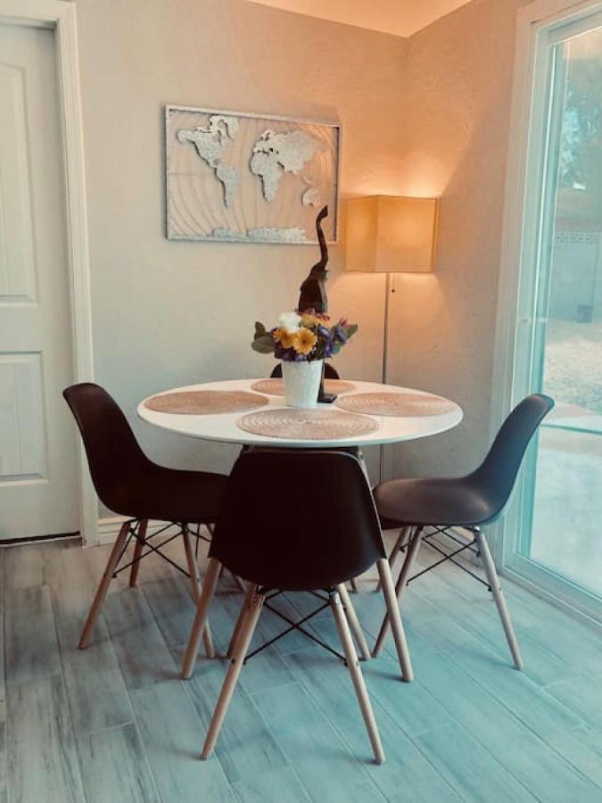 Sunny Guest With Large Backyard - Pets Welcome Apartamento Phoenix